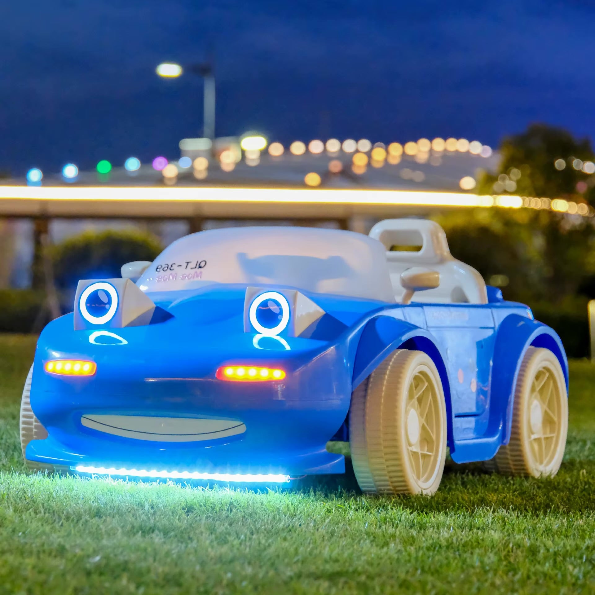 Kids Battery Powered Car, Children Electric Ride on Car, Outdoor
